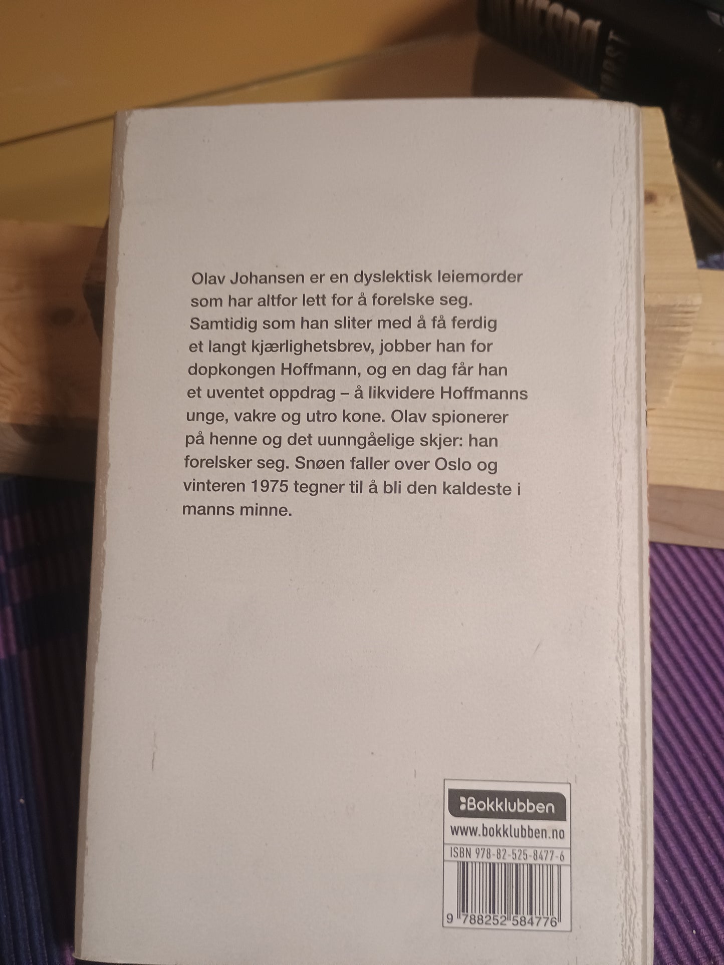 Blod på snø, Jo Nesbø