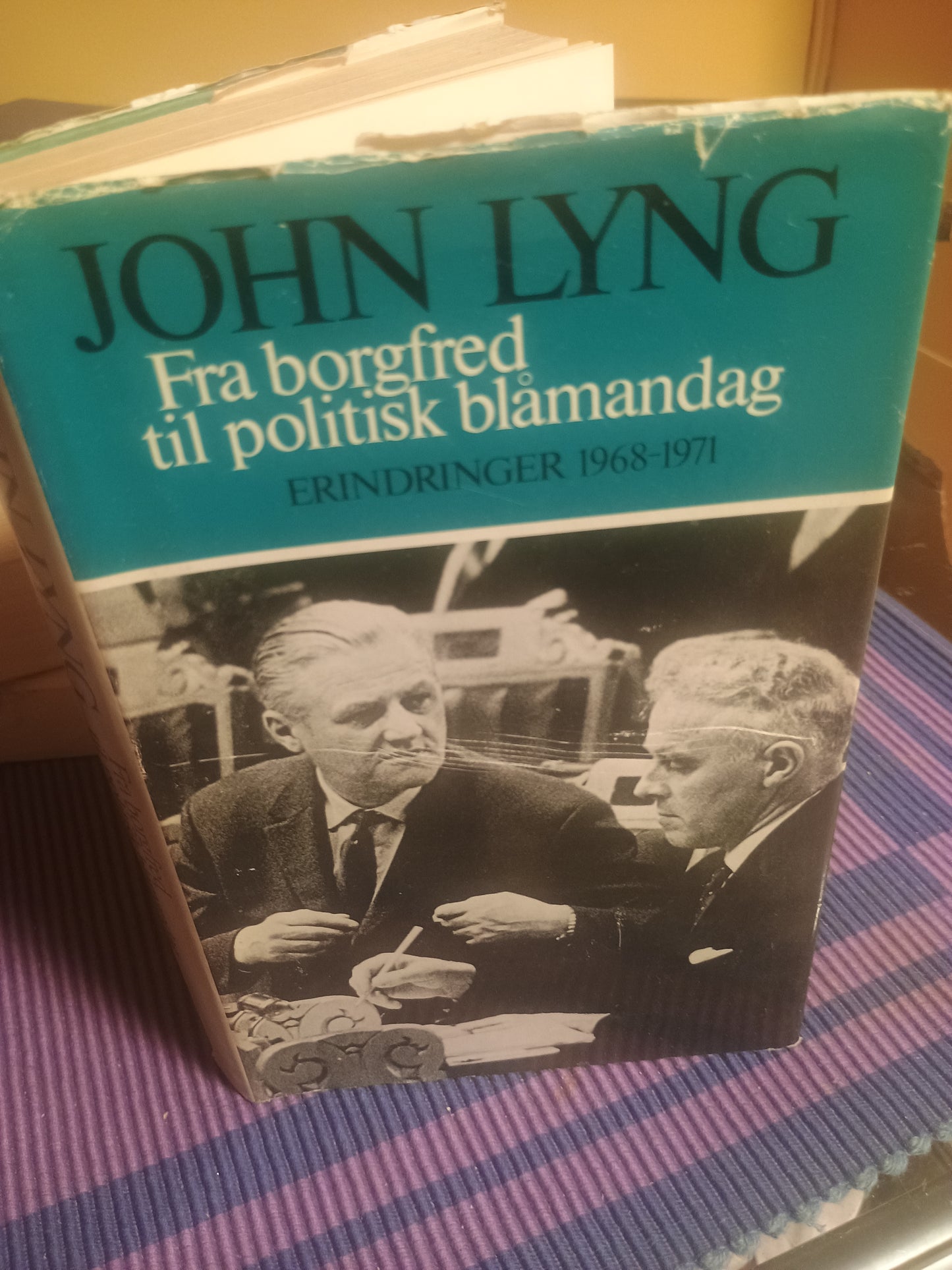 Fra borgerfred til politisk blåmandag, John Lyng
