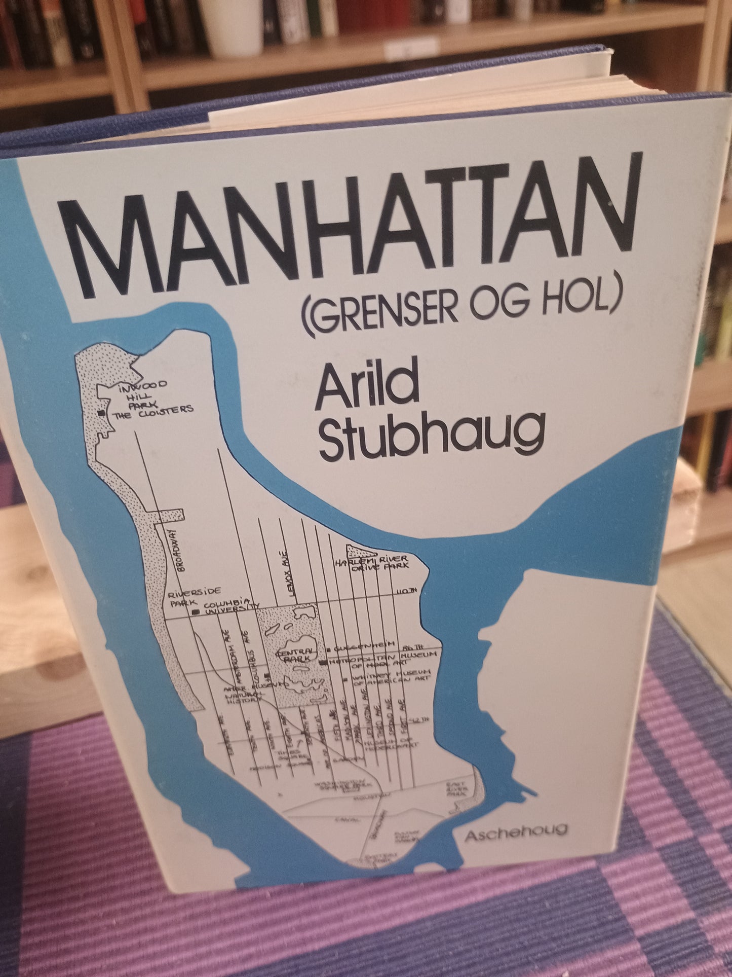 Manhattan, Arild Stubhaug