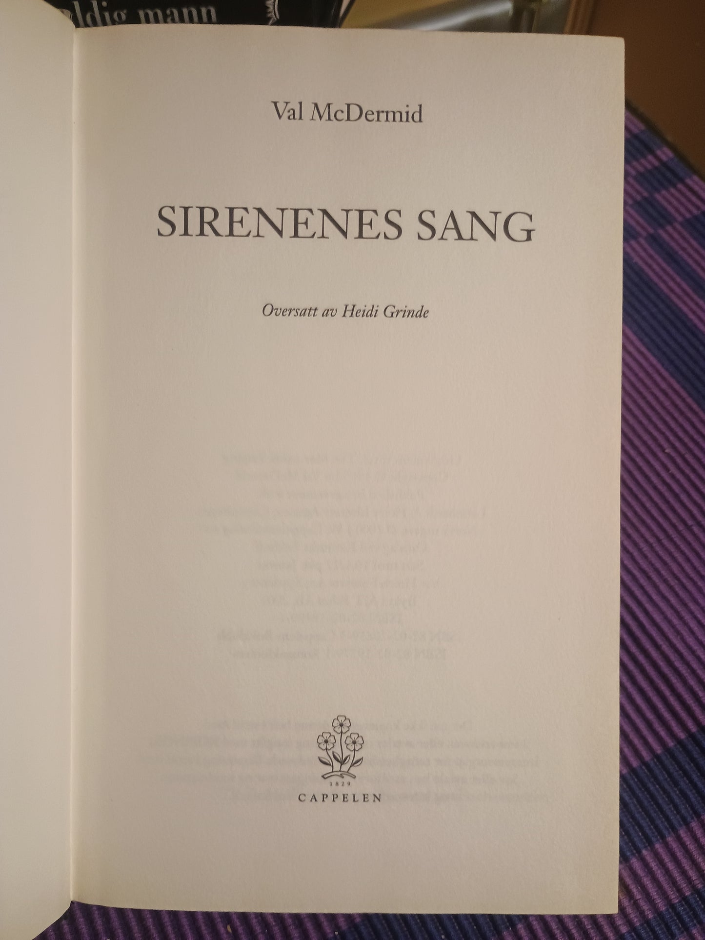 Sirenenes sang, Val McDermid