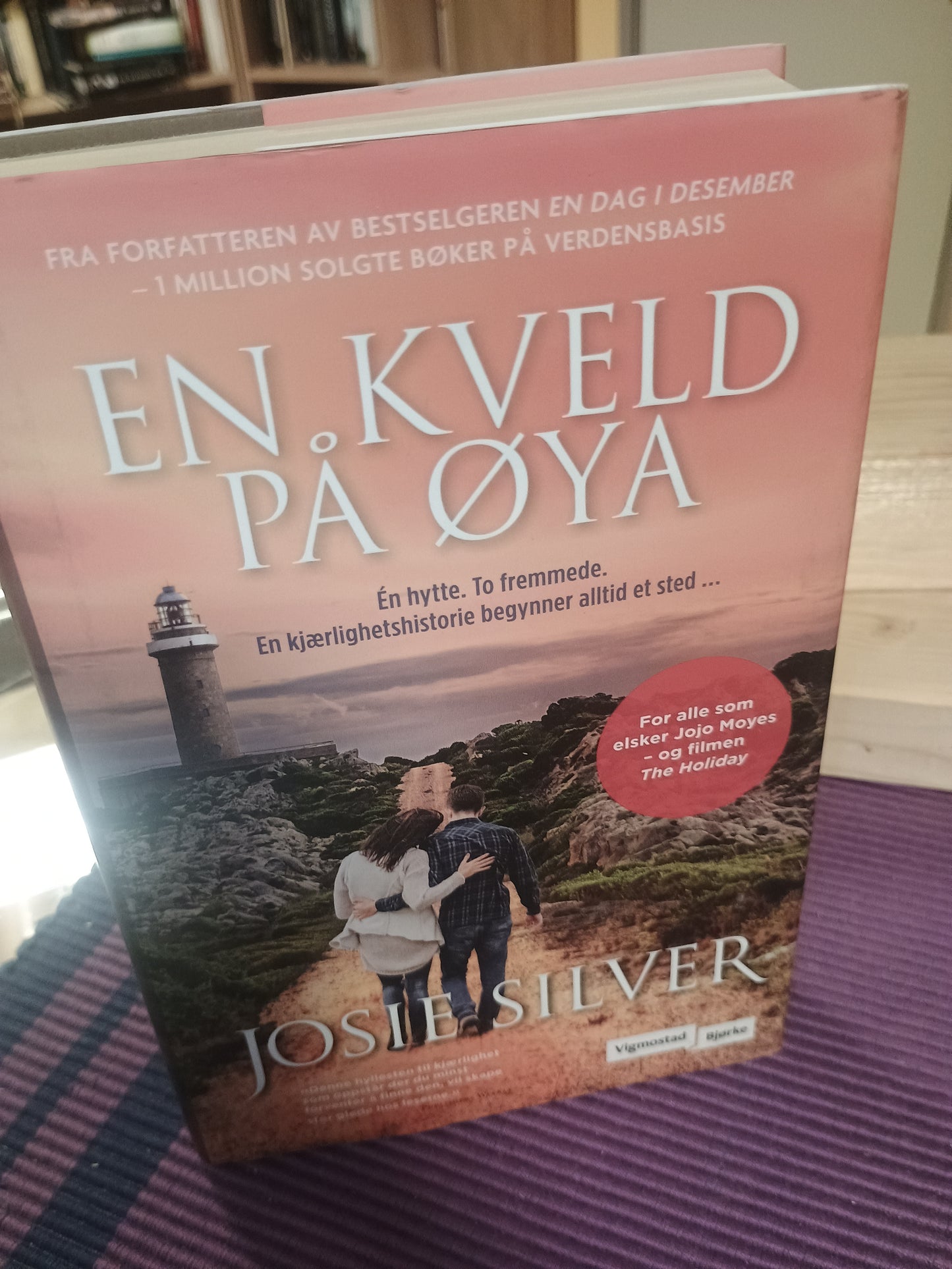 En kveld på øya, Josie Silver