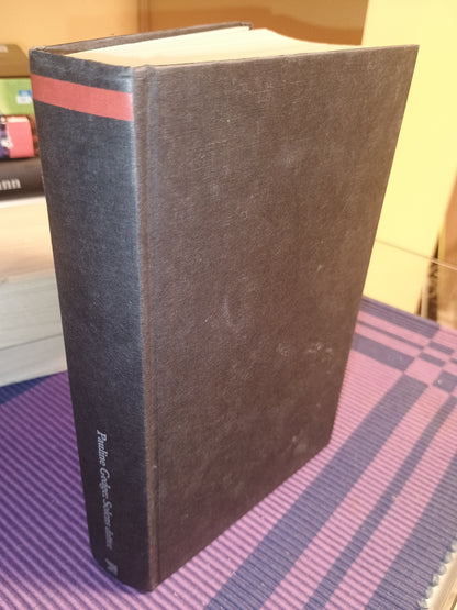 Solens datter, Pauline Gedge