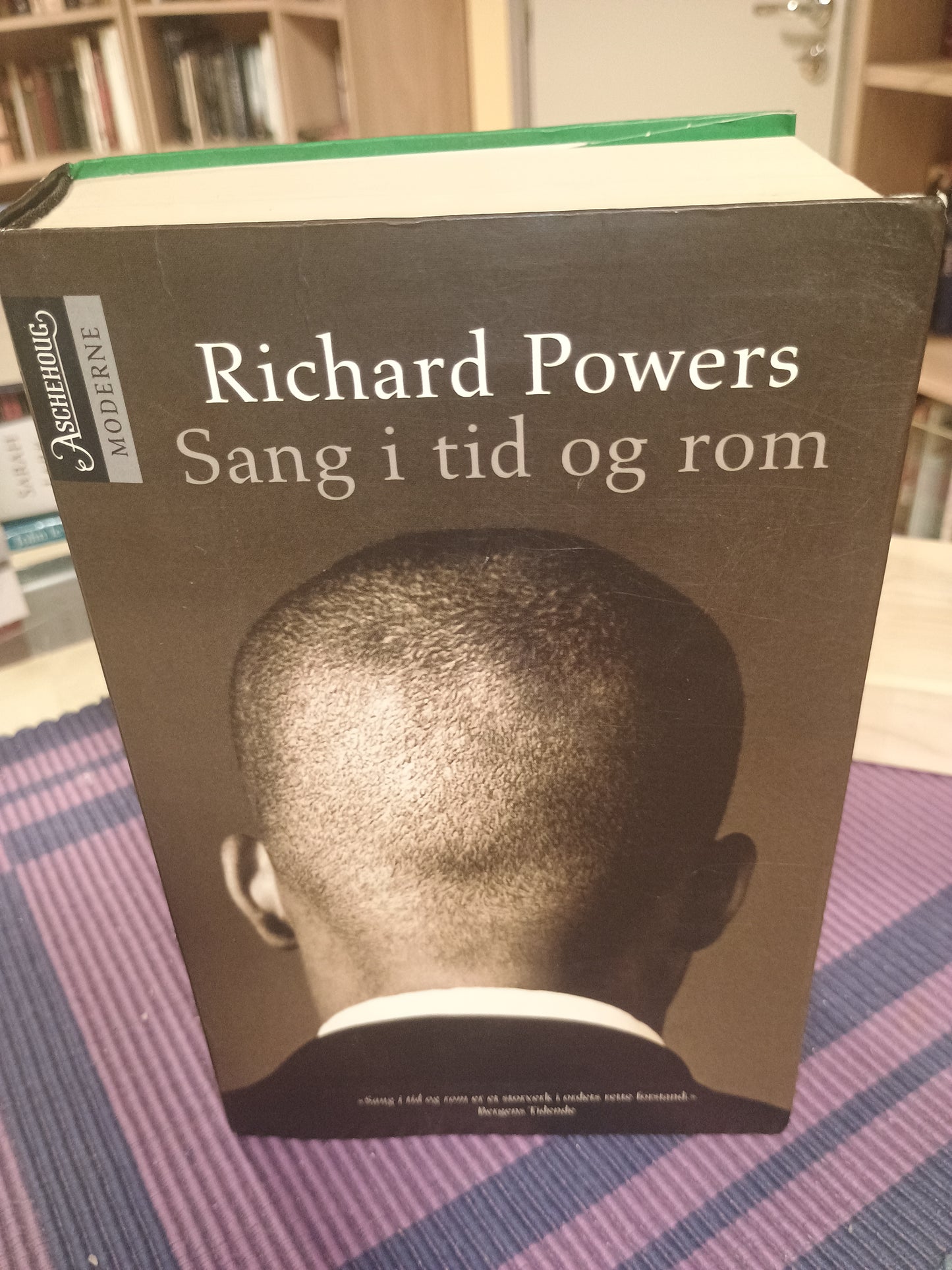 Sang i tid og rom, Richard Powers