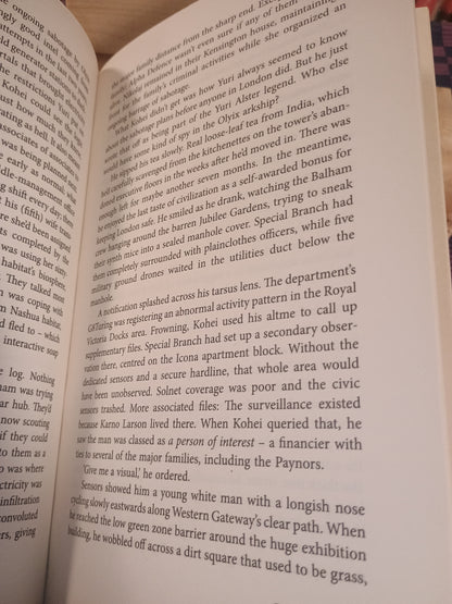 The saints of salvation, Peter F. Hamilton