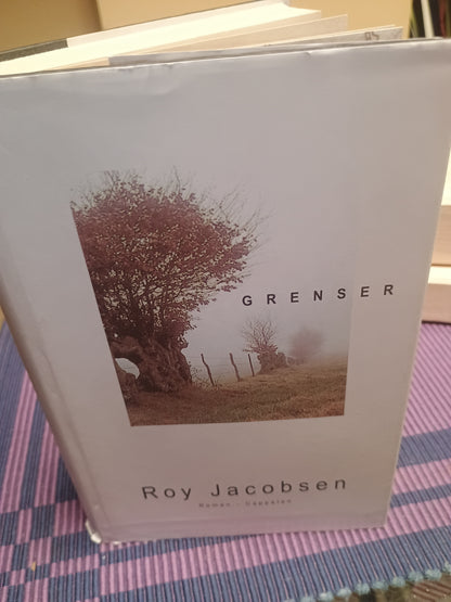 Grenser, Roy Jacobsen