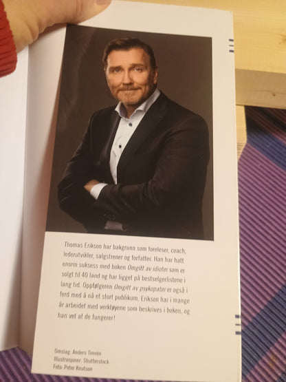 Omgitt av idioter, Thomas Erikson