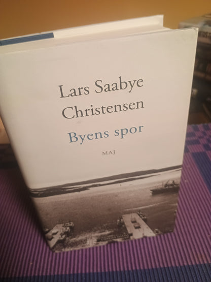 Byens spor II: Maj, Lars Saabye Christensen