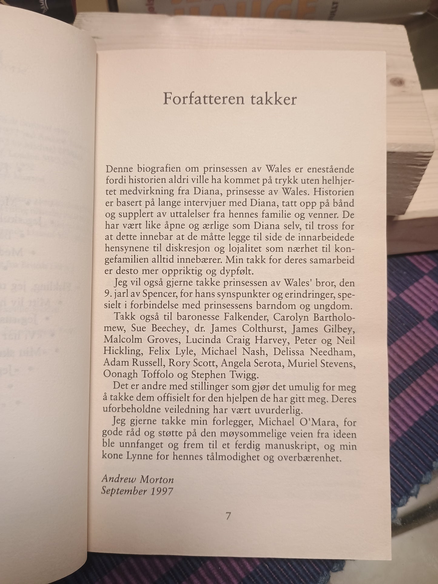 Diana: Hennes egen historie, Andrew Morton