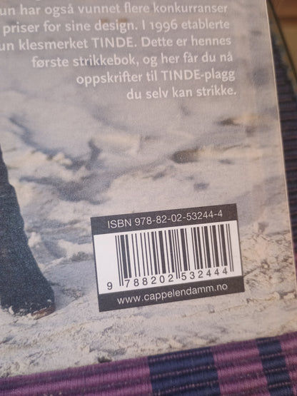 Strikk fra Tinde, Iselin Hafseld