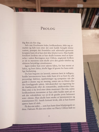 En godt bevart hemmelighet, tredje bind, Jeffrey Archer
