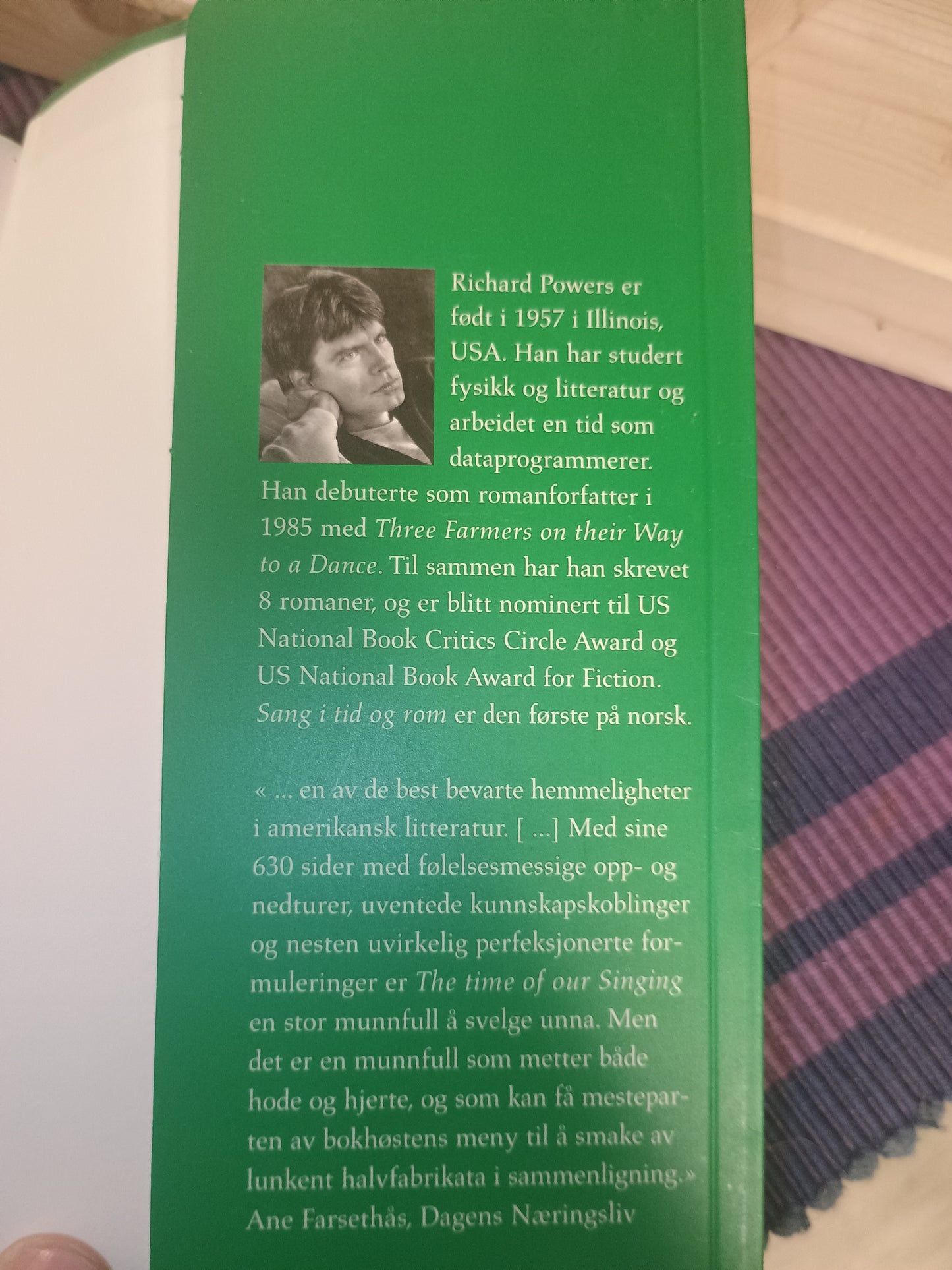 Sang i tid og rom, Richard Powers