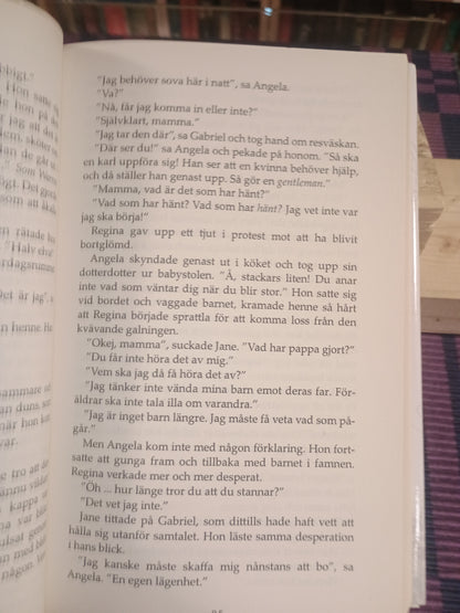 I Satans tjänst, Tess Gerritsen (på svensk)