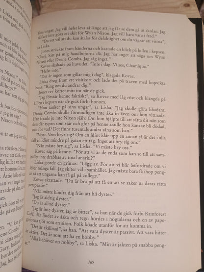 Mörkläggning, Tami Hoag