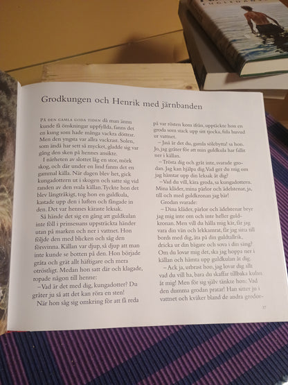 Den Röda Barnkammarboken, Annika Lundeberg