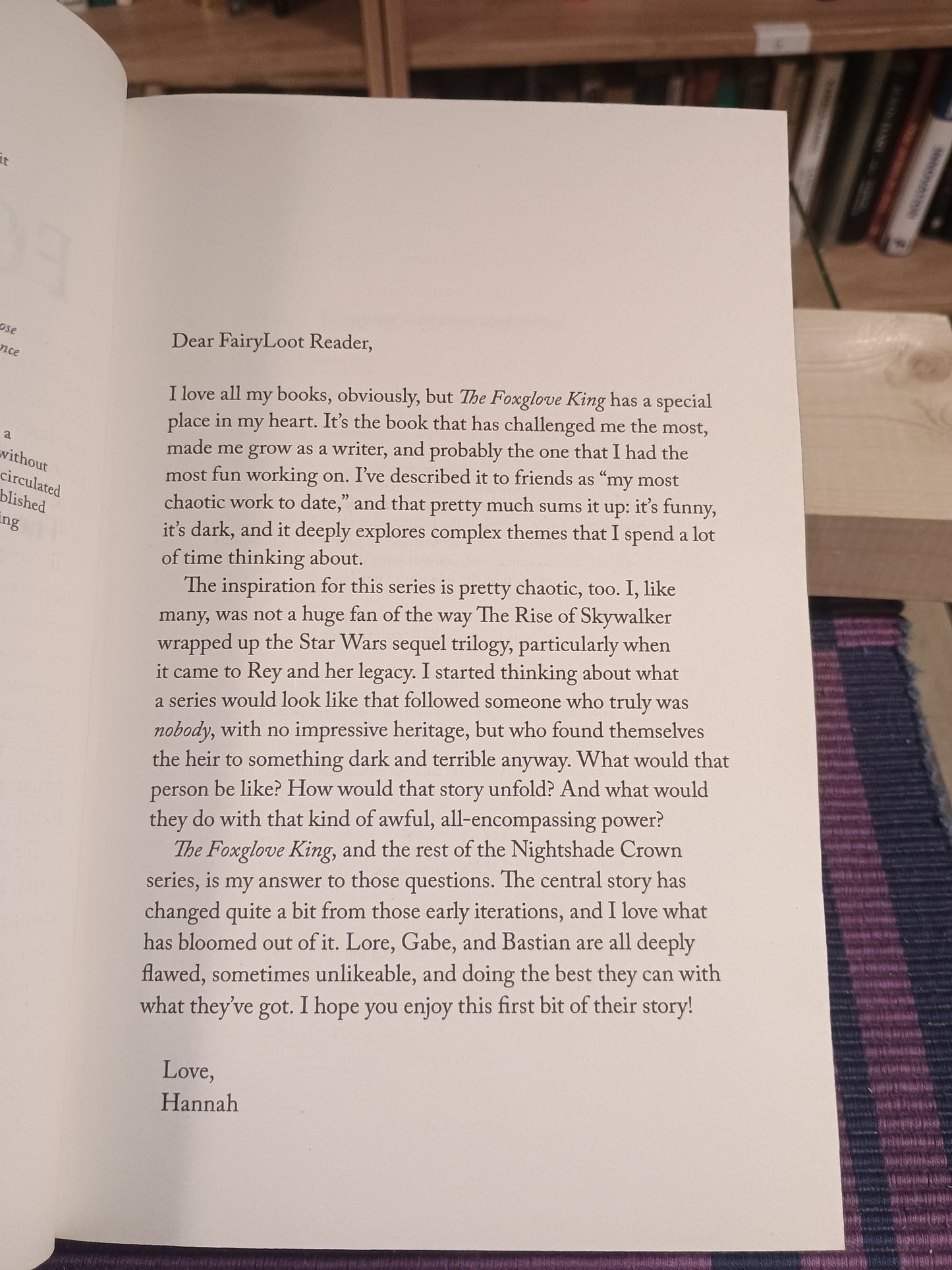 The Foxglove king, Hannah Whitten
