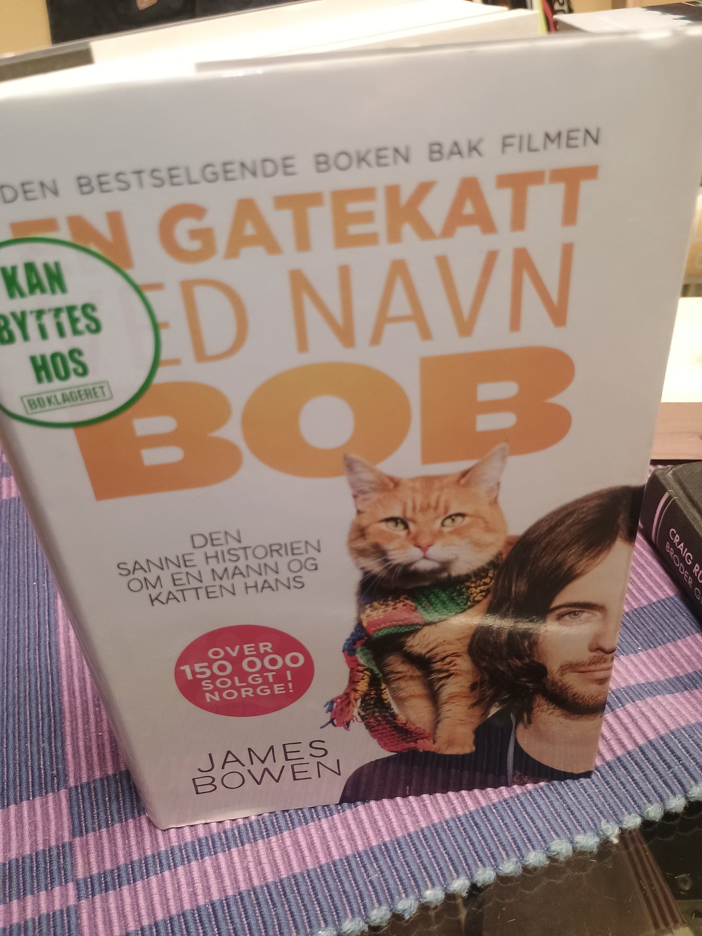 En gatekatt ved navn Bob, James Bowen
