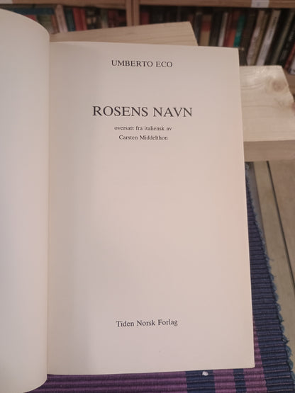 Rosenes navn, Umberto Eco