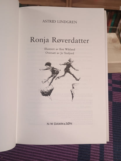 Ronja Røverdatter, Astrid Lindgren