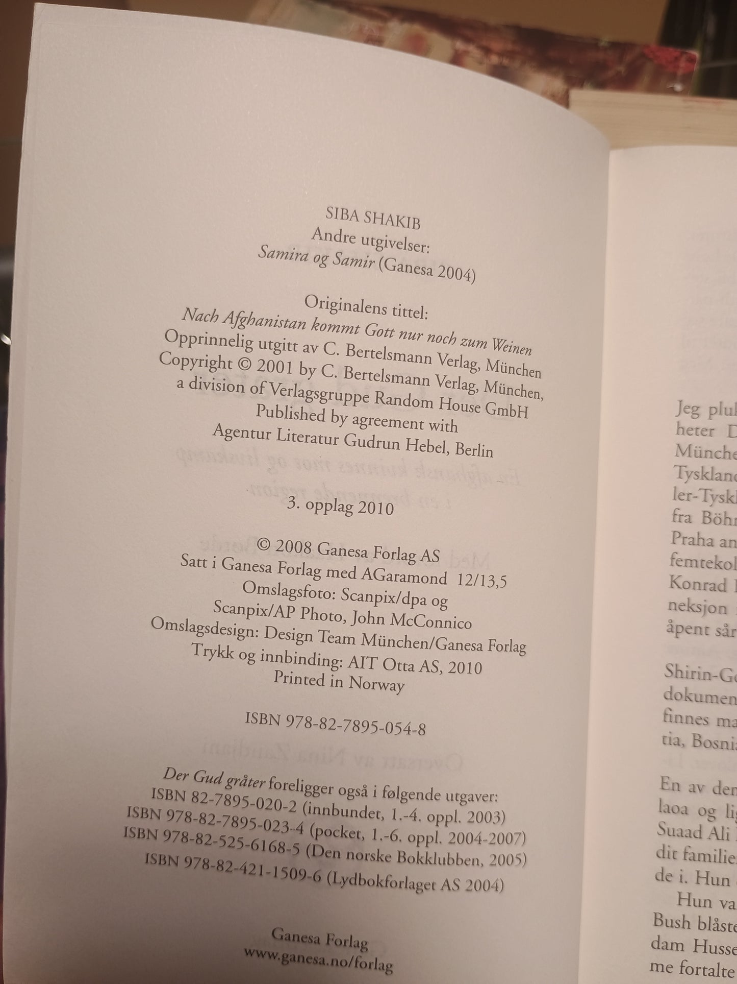 Der Gud gråter, Siba Shakib