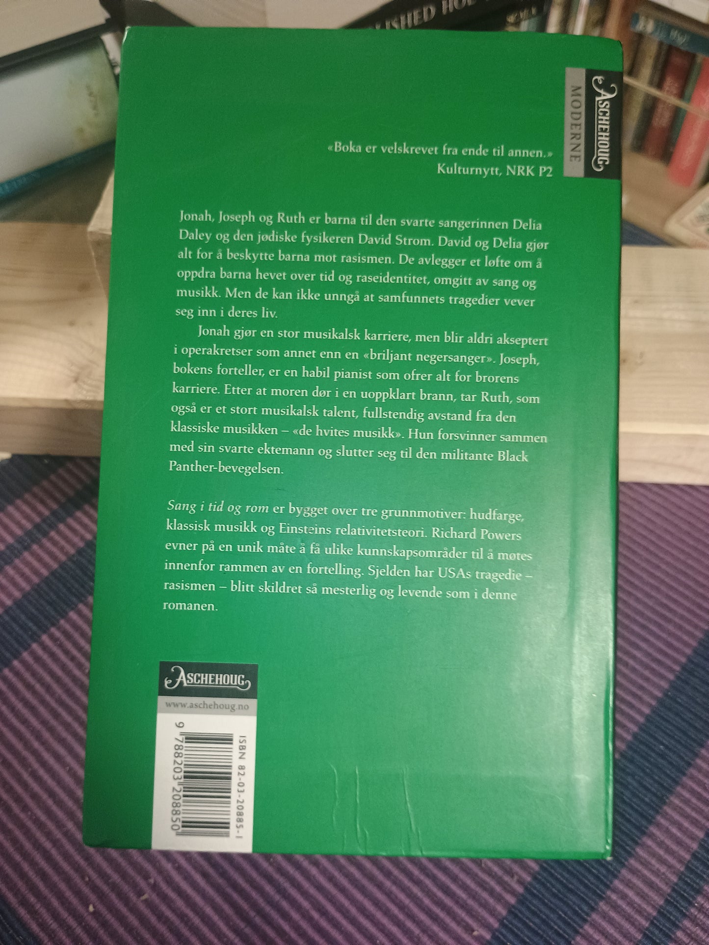 Sang i tid og rom, Richard Powers