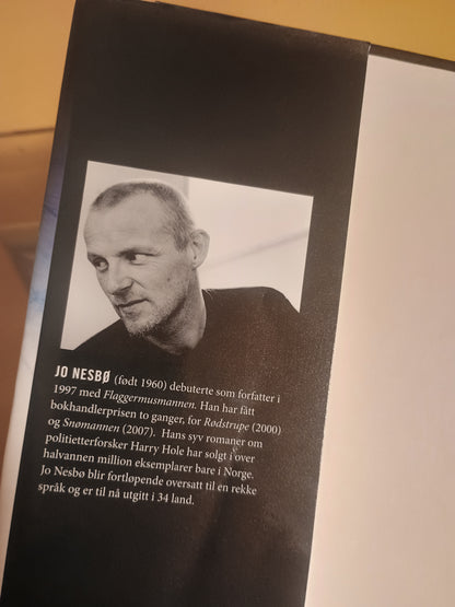 Hodejegerne, Jo Nesbø
