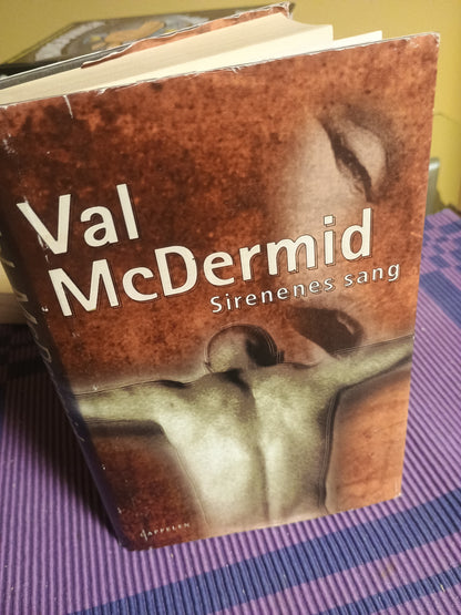Sirenenes sang, Val McDermid