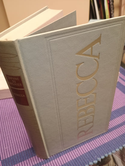 Rebecca. Daphne du Maurier