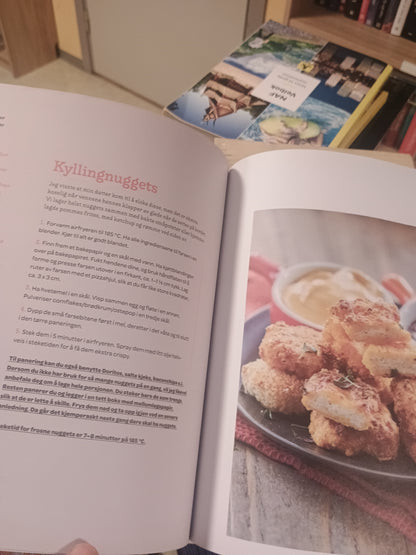 Den store Airfryerkokeboka, Trude Eide Straume