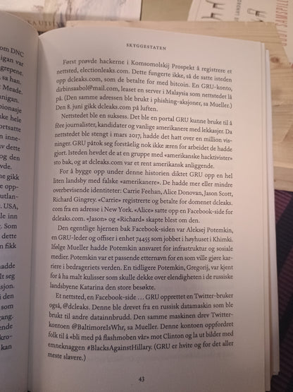 Skygge staten: Mord, kaos og Russlands manipulering av Vesten, Luke Harding