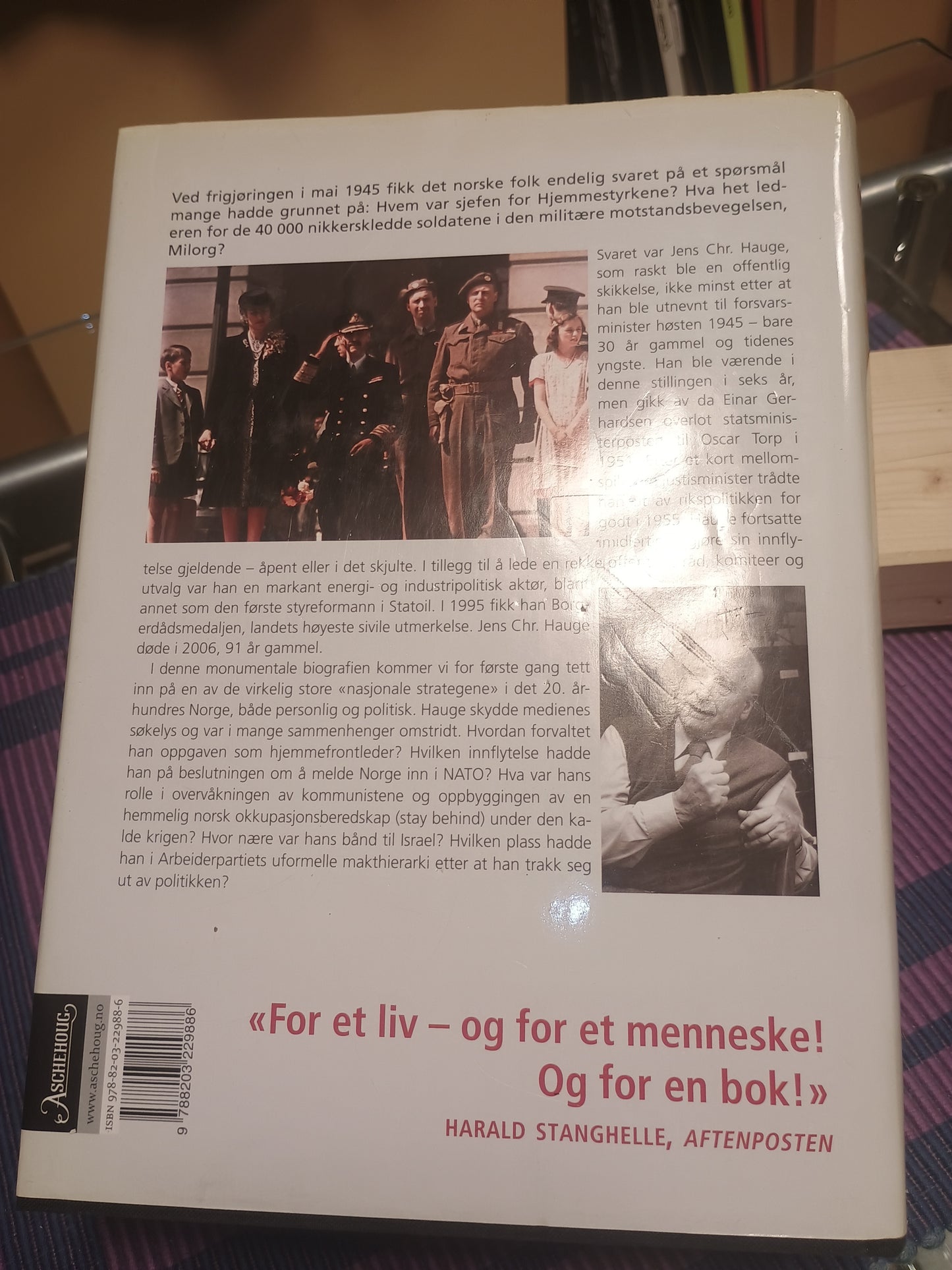 Jens Chr. Hauge - fullt og helt, Olav Njølstad