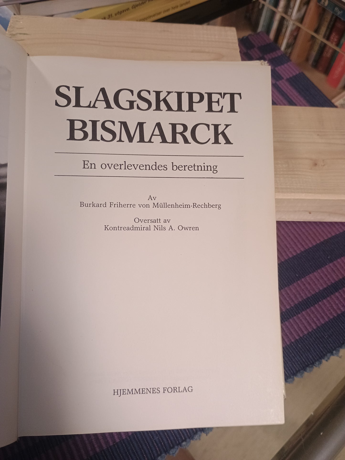 Slagskipet Bismarck: En overlevendes beretning, Baron Burkard von Müllenheim-Rechberg