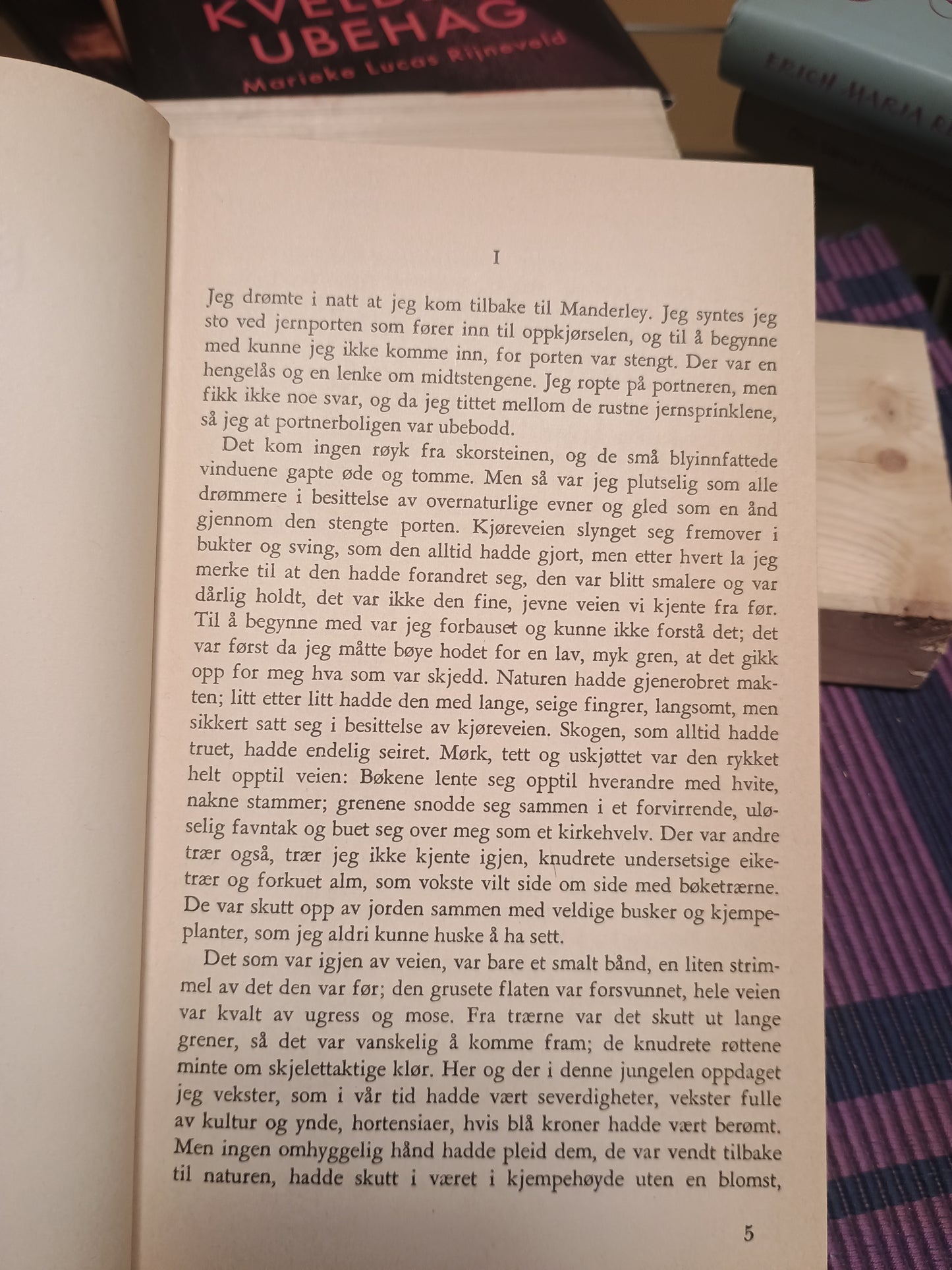 Rebecca. Daphne du Maurier