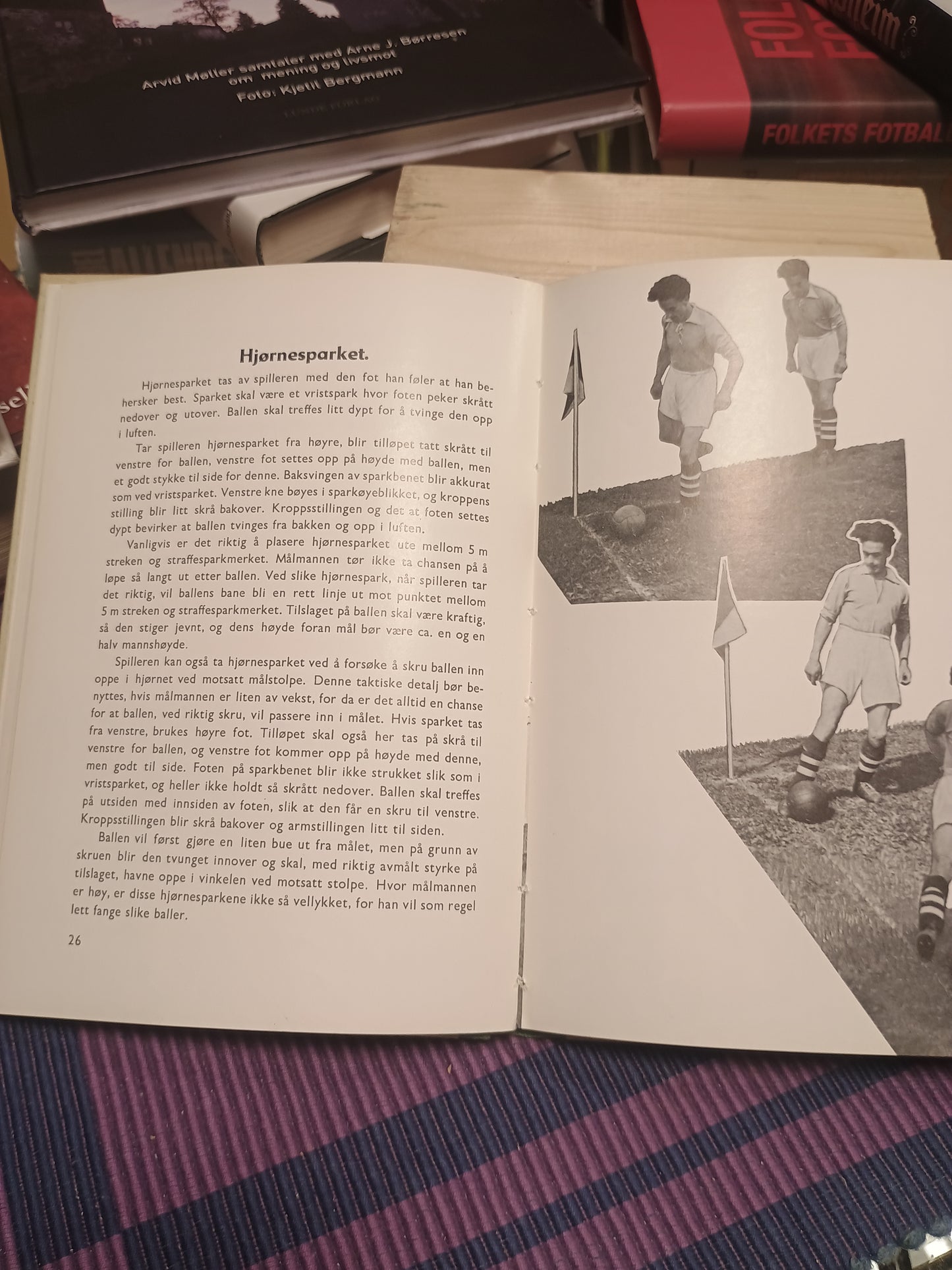 Se og lær: Fotball i bilder, Arne Brustad
