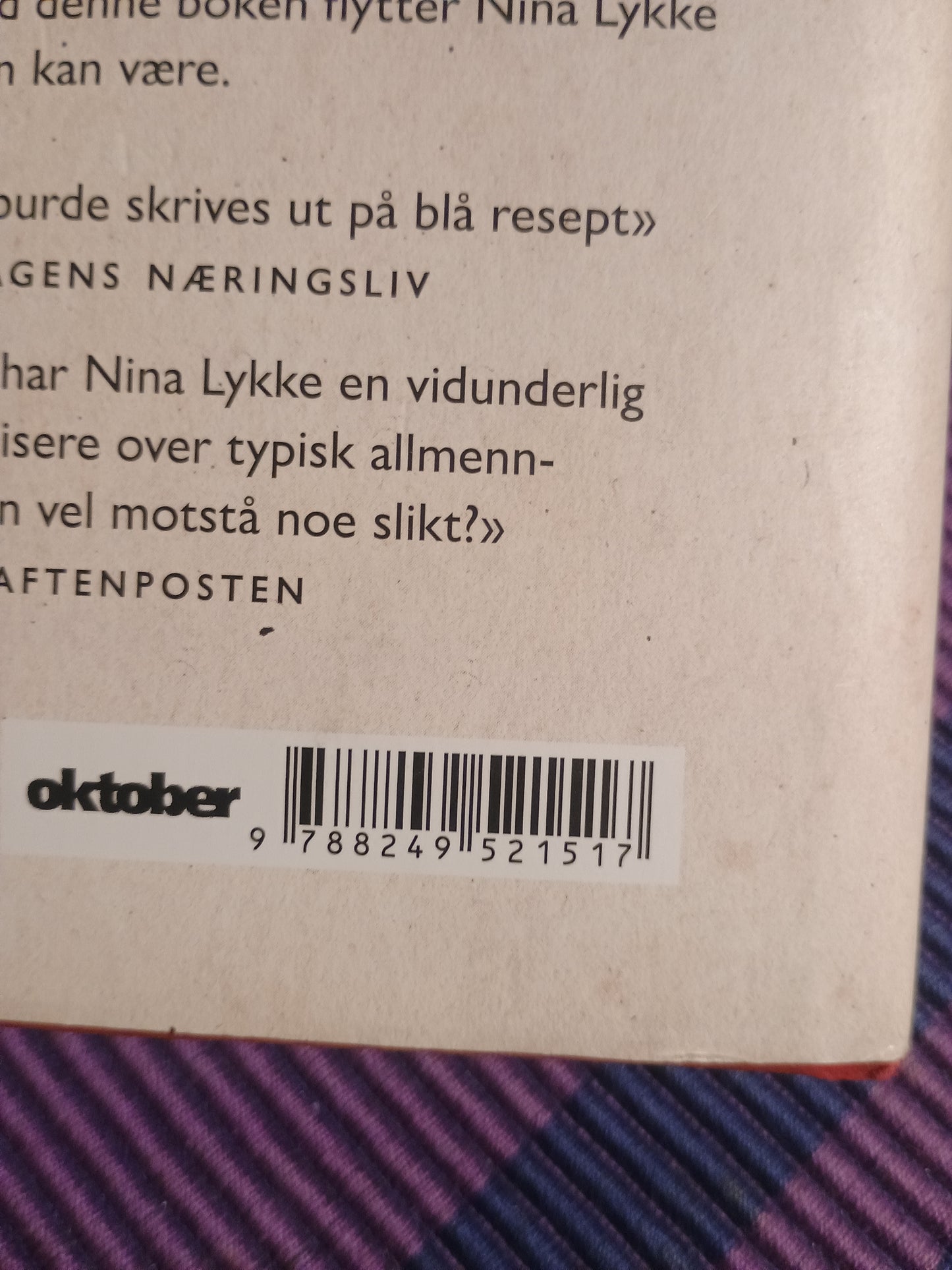 Full spredning, Nina Lykke