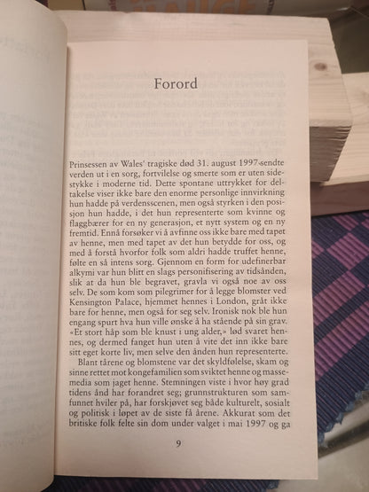 Diana: Hennes egen historie, Andrew Morton