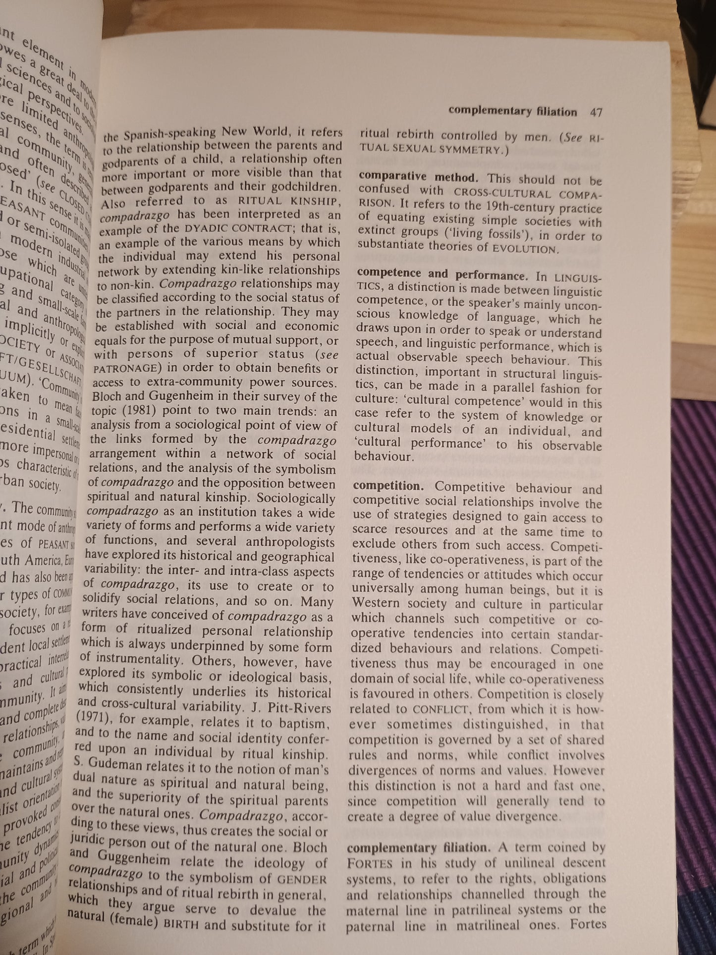 Palgrsve dictionary of anthropology, Charlotte Seymour-Smith