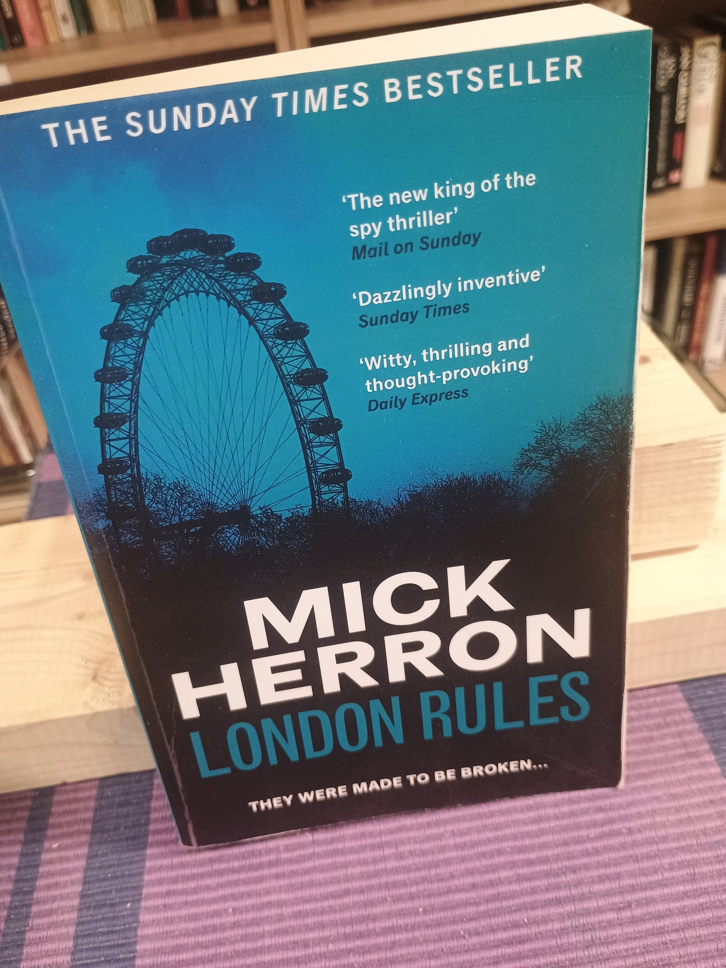 London rules, Mick Herron