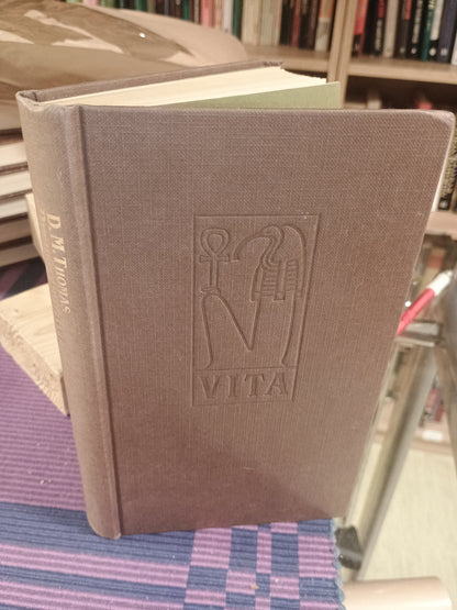 Det hvite hotellet, D. M. Thomas