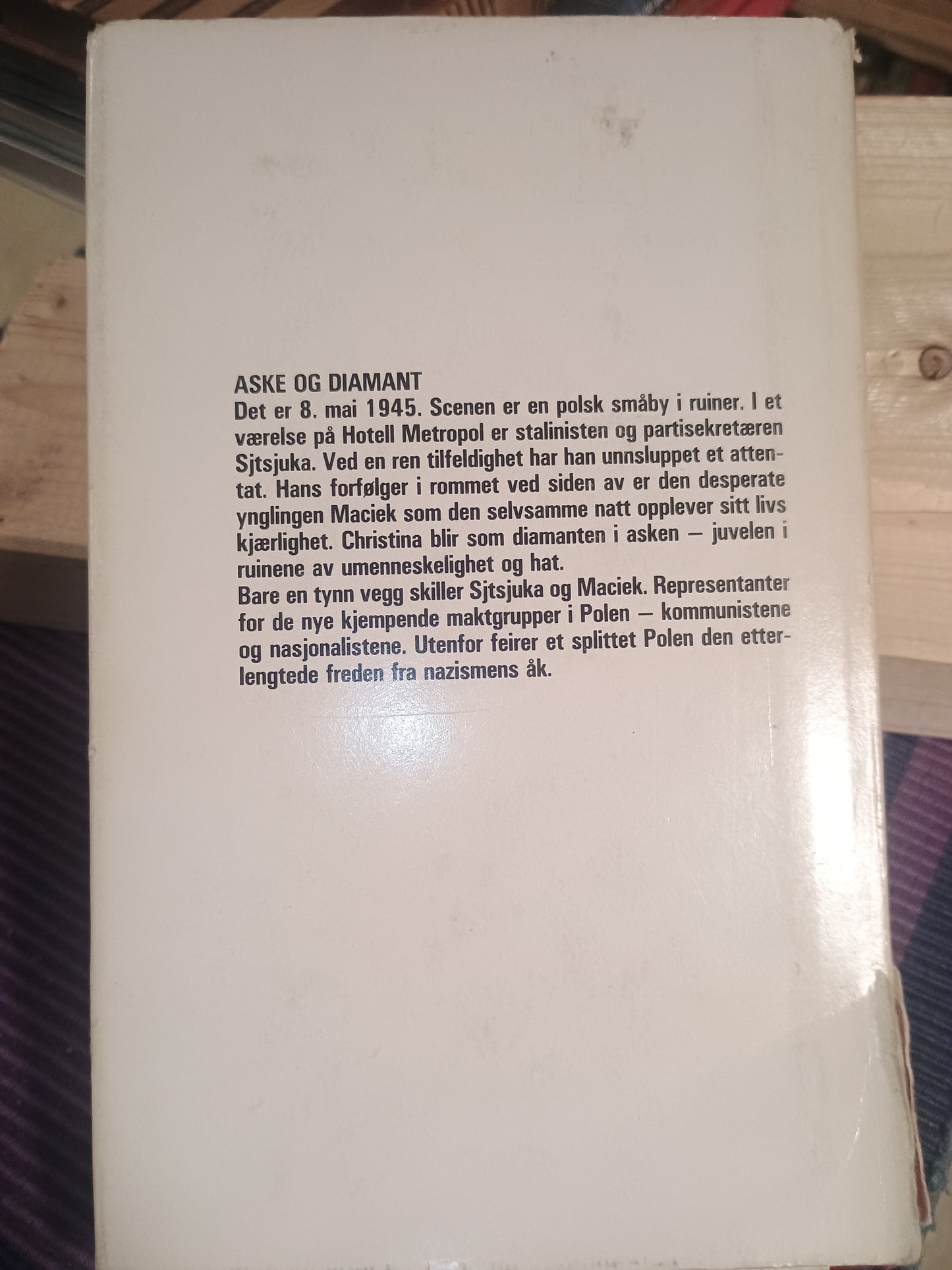 Aske og diamant, Jerzy Andrzejewski