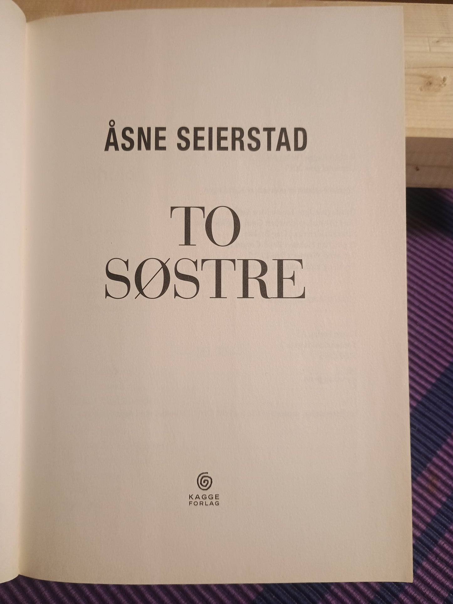 To søstre, Åsne Seierstad