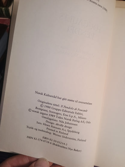 Foucaults pendel, Umberto Eco