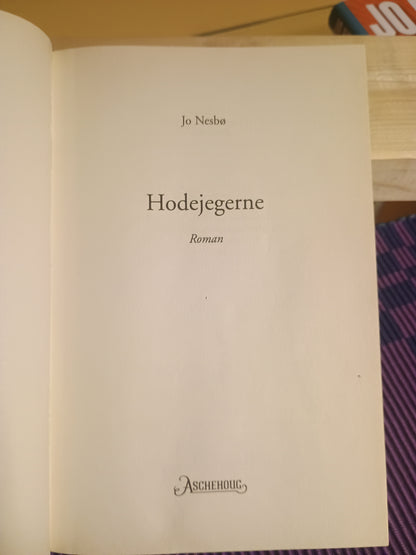 Hodejegerne, Jo Nesbø