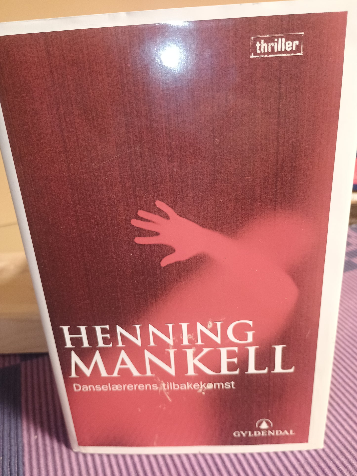 Danselærerens tilbakekomst, Henning Mankell
